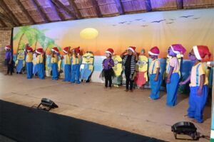 Akasia Kinderlandgoed – Minion Class Concert Akasia Kinderlandgoed Pre-Primary School & Aftercare - Minion Class Concert